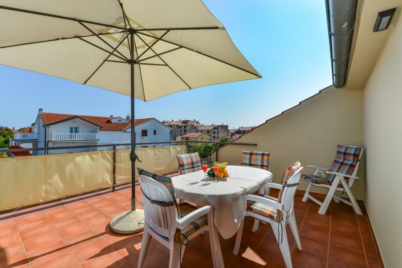 Apartment Lily Zadar Eksteriør bilde
