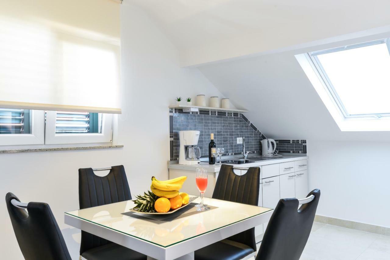 Apartment Lily Zadar Eksteriør bilde